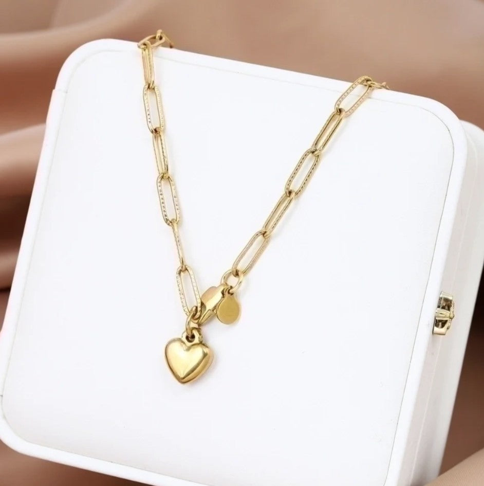 Gold Paperclip Chain Heart Pendant Necklace