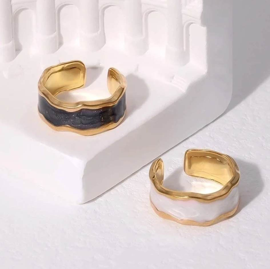 Retro Wavy Open Ring