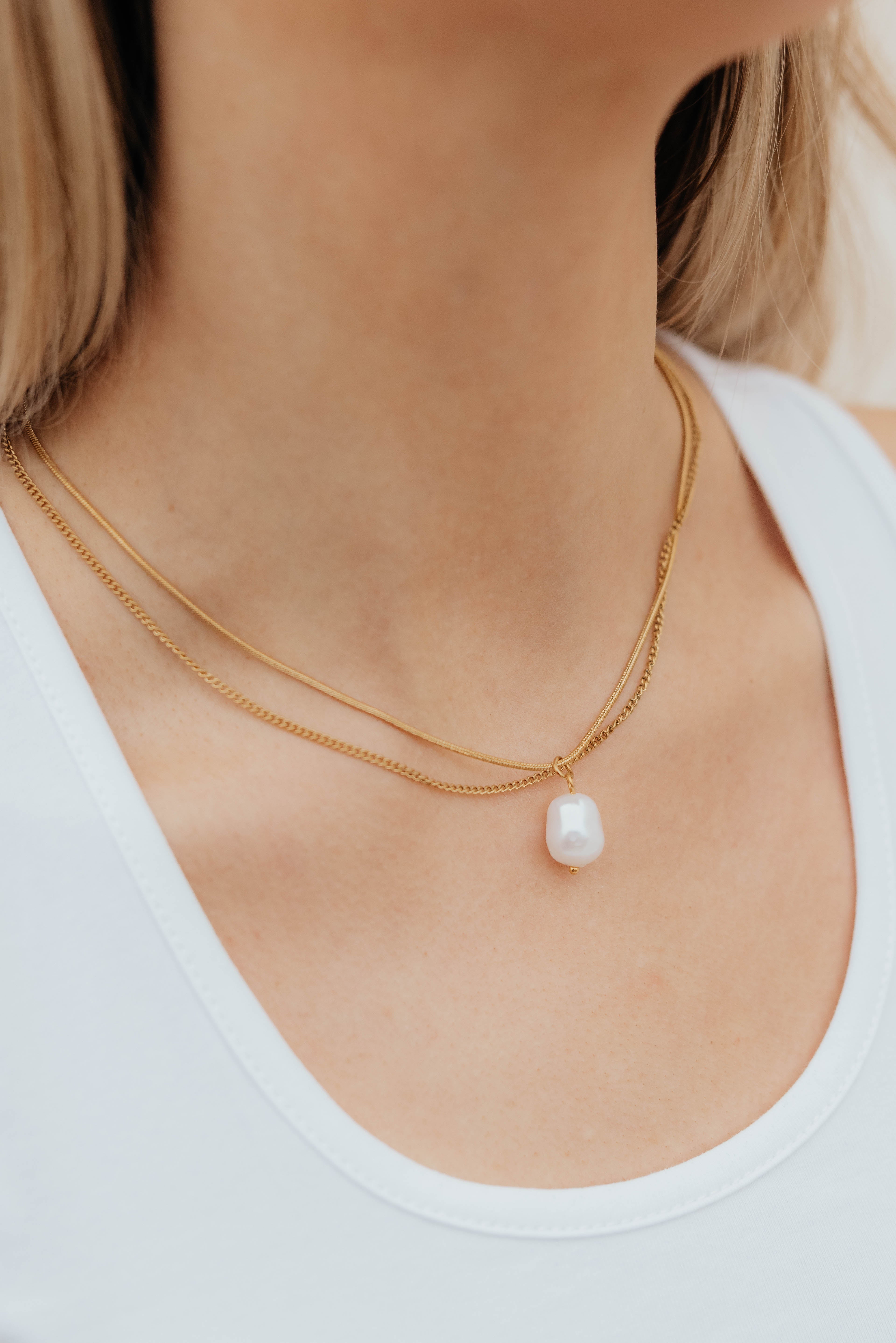 <p>She's Cute and <em>Waterproof</em></p>